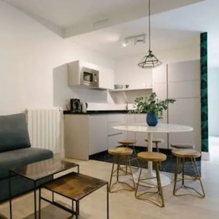 Rg Plaza Del Salvador Apartmán