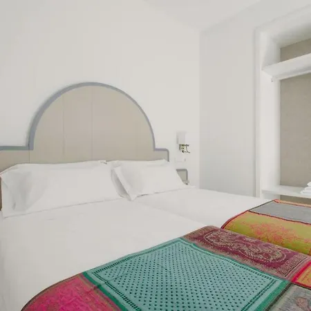Rg Plaza Del Salvador Apartmán *